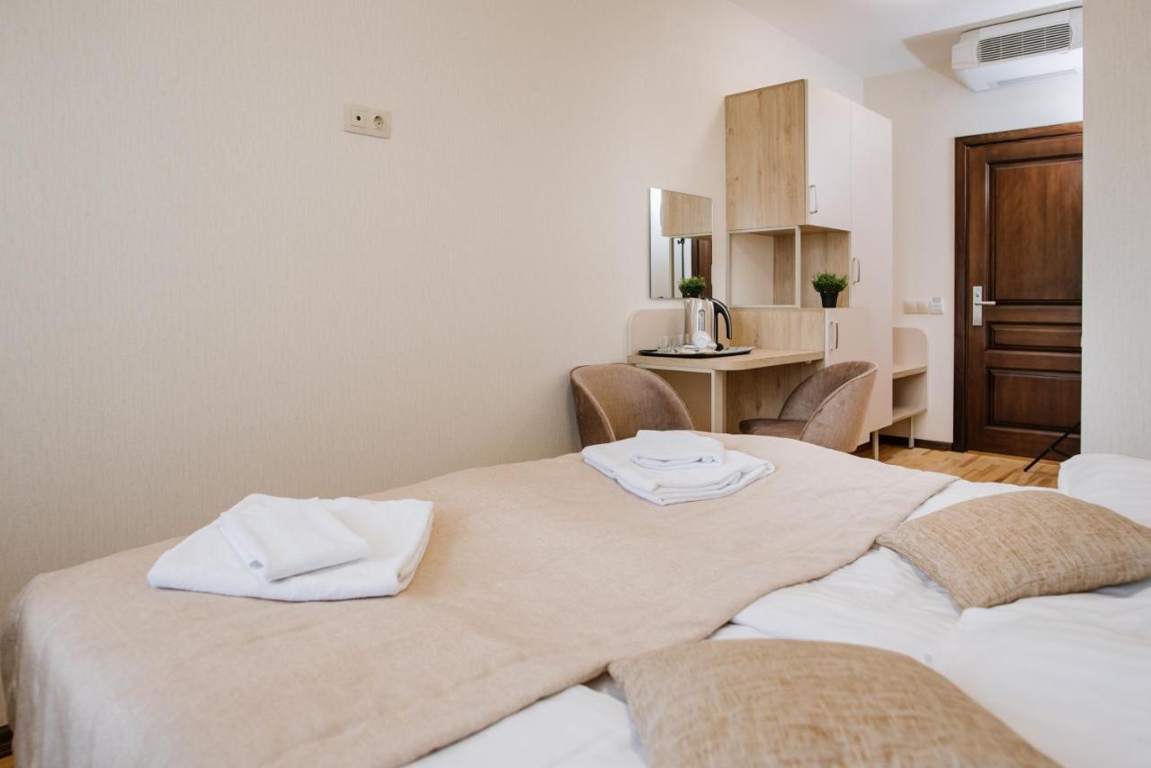 Hotel Оранта Truskavec' Esterno foto