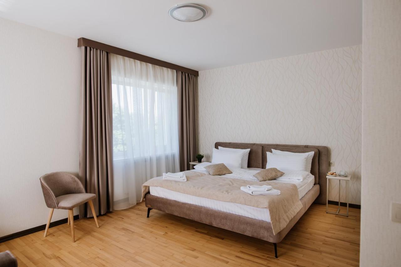 Hotel Оранта Truskavec' Esterno foto